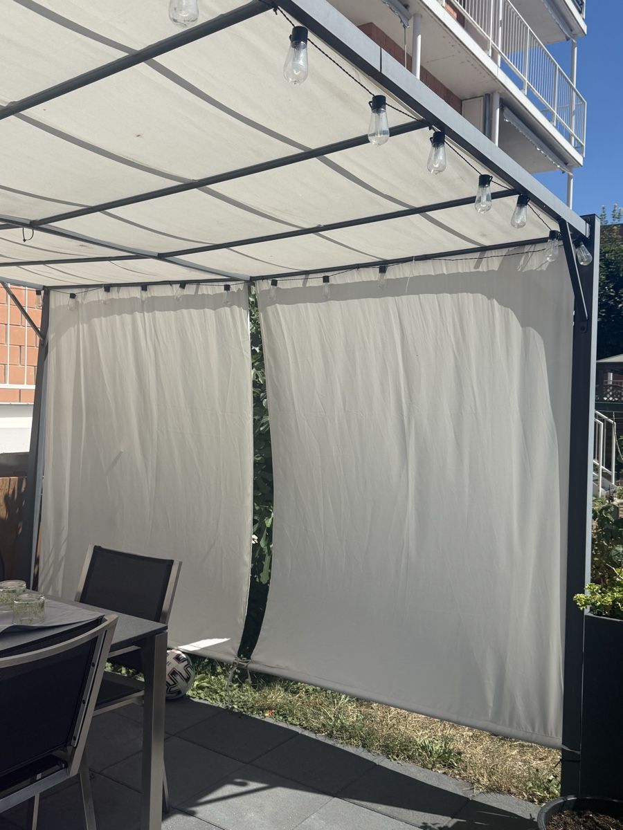 Cabanes de jardin & serres: Pavillon 3x3 m mit Seitenvorhängen  – D'occasion à Klingnau par APet2205 3