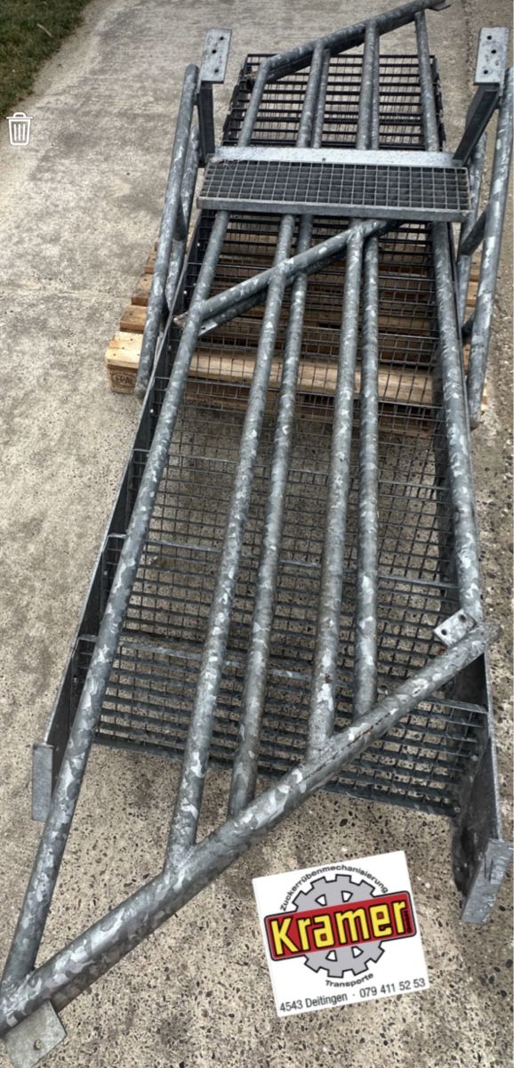 Escaliers: Treppe mit Geländer – D'occasion à Deitingen par RK68 2