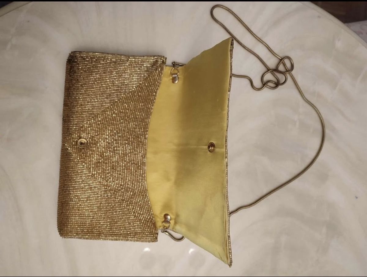 Taschen für Damen: Abendtasche Perlen bestickt mit Kette neuwertig – Gebraucht aus Oftringen von Nashorn_rn2c 2