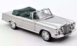 Mercedes-Benz 280 SE Cabriolet W111 1969-1971 silber met. /