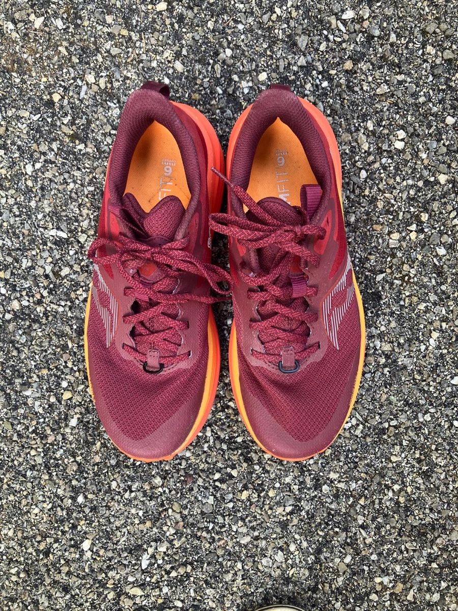 Saucony Chaussures femmes: Saucony Xodus Ultra 3 – D'occasion à Neuchâtel par Ralili 3