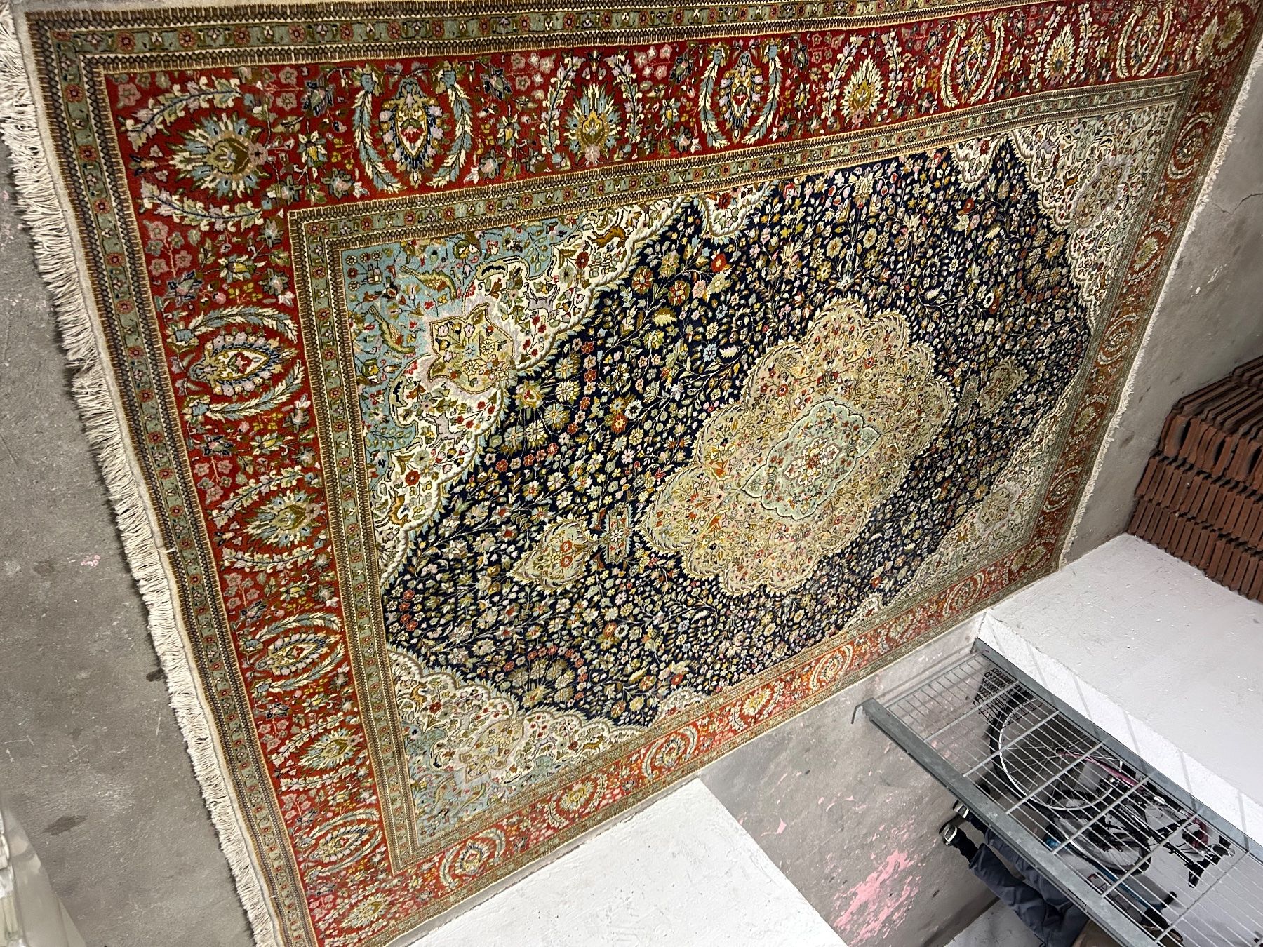 Teppiche: Teppich IRAN – Gebraucht aus Basel von Krisztina.na
