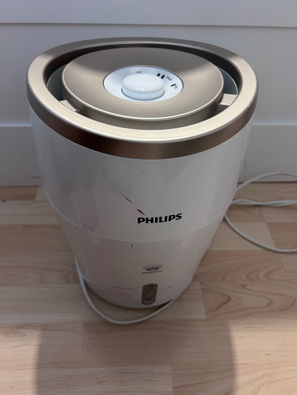 Philips Umidificatori d'aria: Philips Luftbefeuchter HU4811, – Usato da Herzogenbuchsee venduto da oKo_Sch