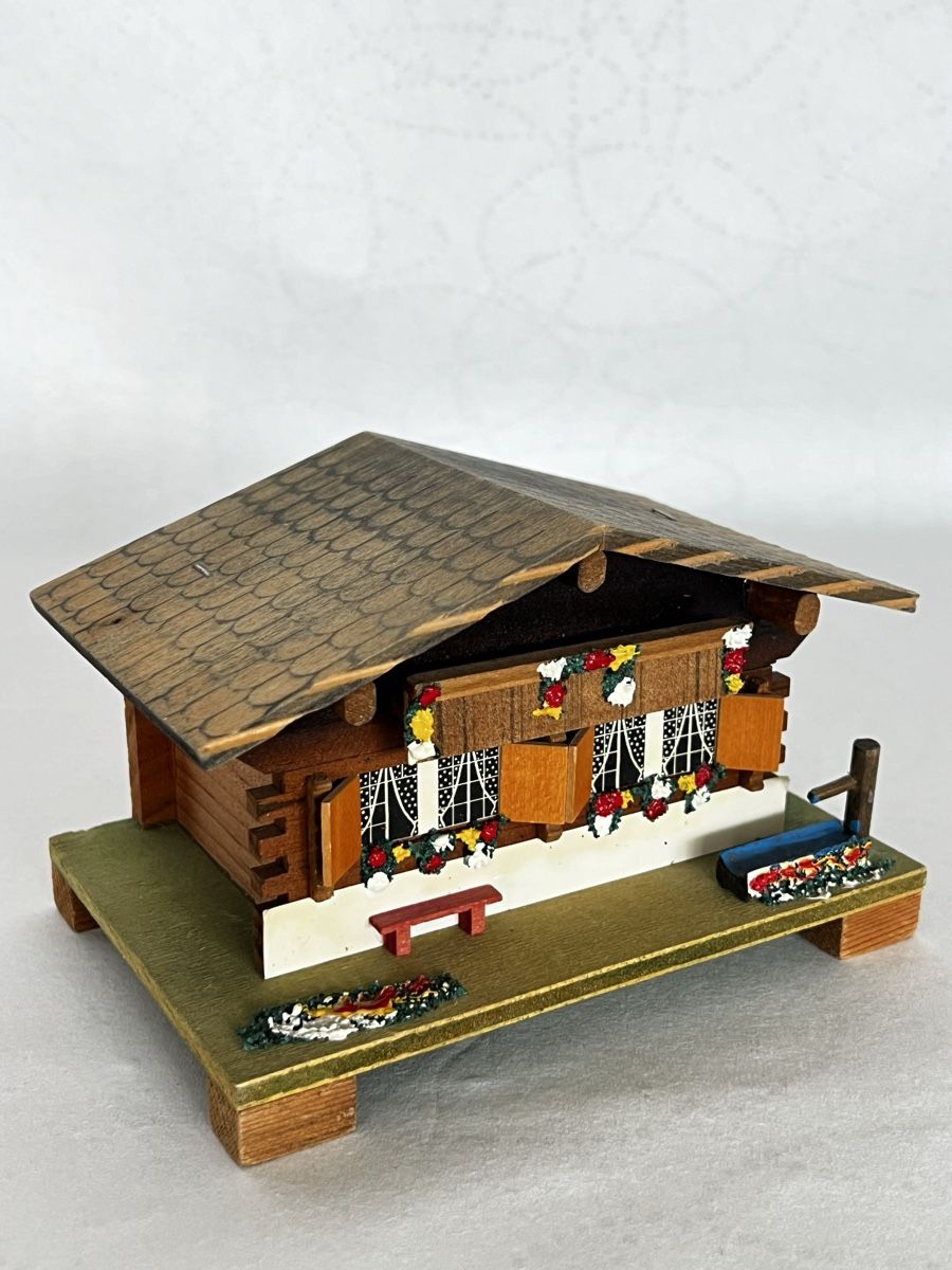 Carillon: Musikdose,Chalet,Schweiz,Le Carillon – Usato da Moehlin venduto da Balirain 5