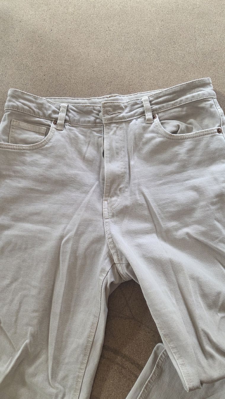 Jeans: Trendige Mom Jeans, hellbeige, Grösse 40, – Usato da Zürich venduto da mis_2kxn 2