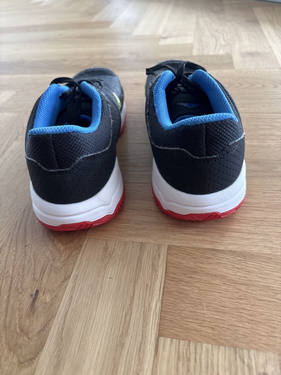 Adidas Scarpe per ragazzi: Adidas CourtStabil, Grösse 36 1/3 – Usato da Wohlen AG venduto da Michi761 2