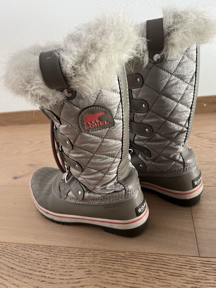 Sorel Scarpe da donna: Bottes hiver Sorel imperméables grises – Usato da Orsières venduto da far_5lp2 2