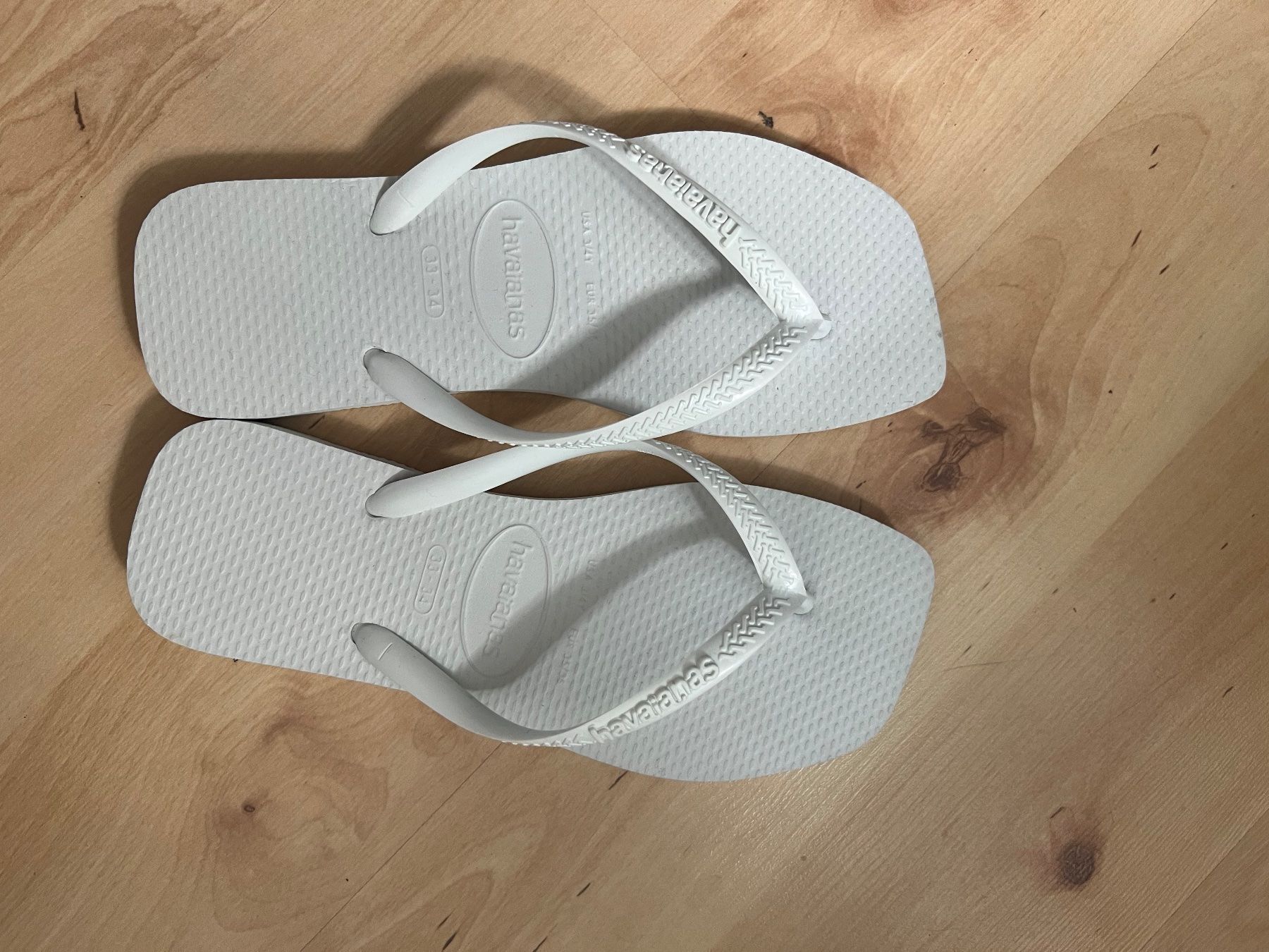 Havaianas Chaussures hommes: Havaianas Flipflops – D'occasion à trimbach par Constancejeanine
