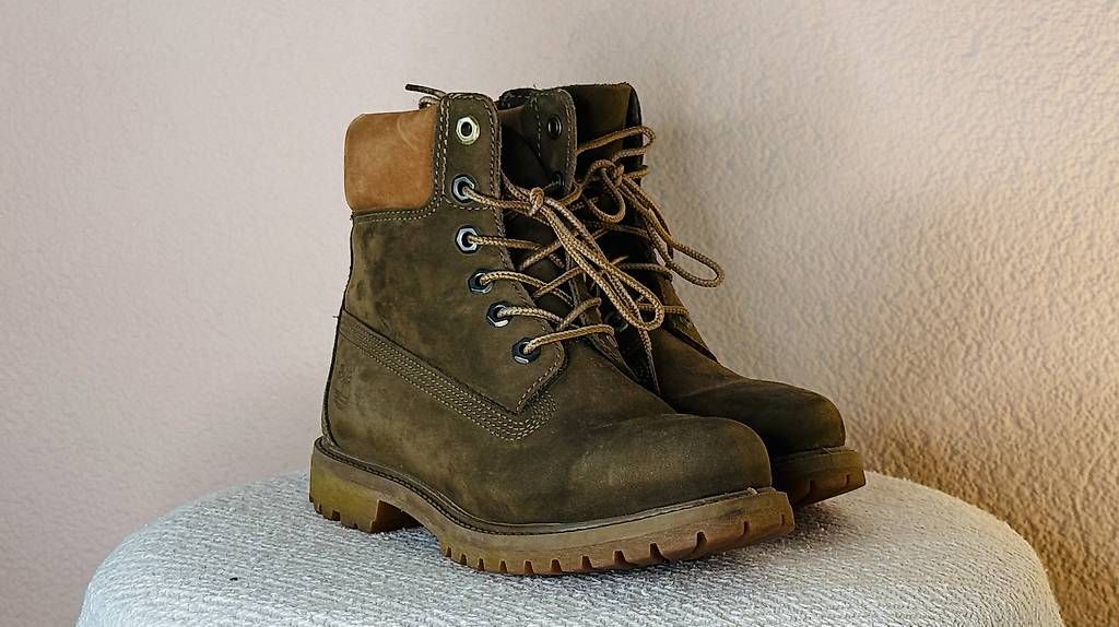 Timberland Scarpe da donna: Original Timberland Boots Olivegrün, Grösse 37.5 – Usato da Zürich venduto da vefis