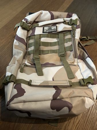 U.S. Marines Tactical Rucksack. Neu. 