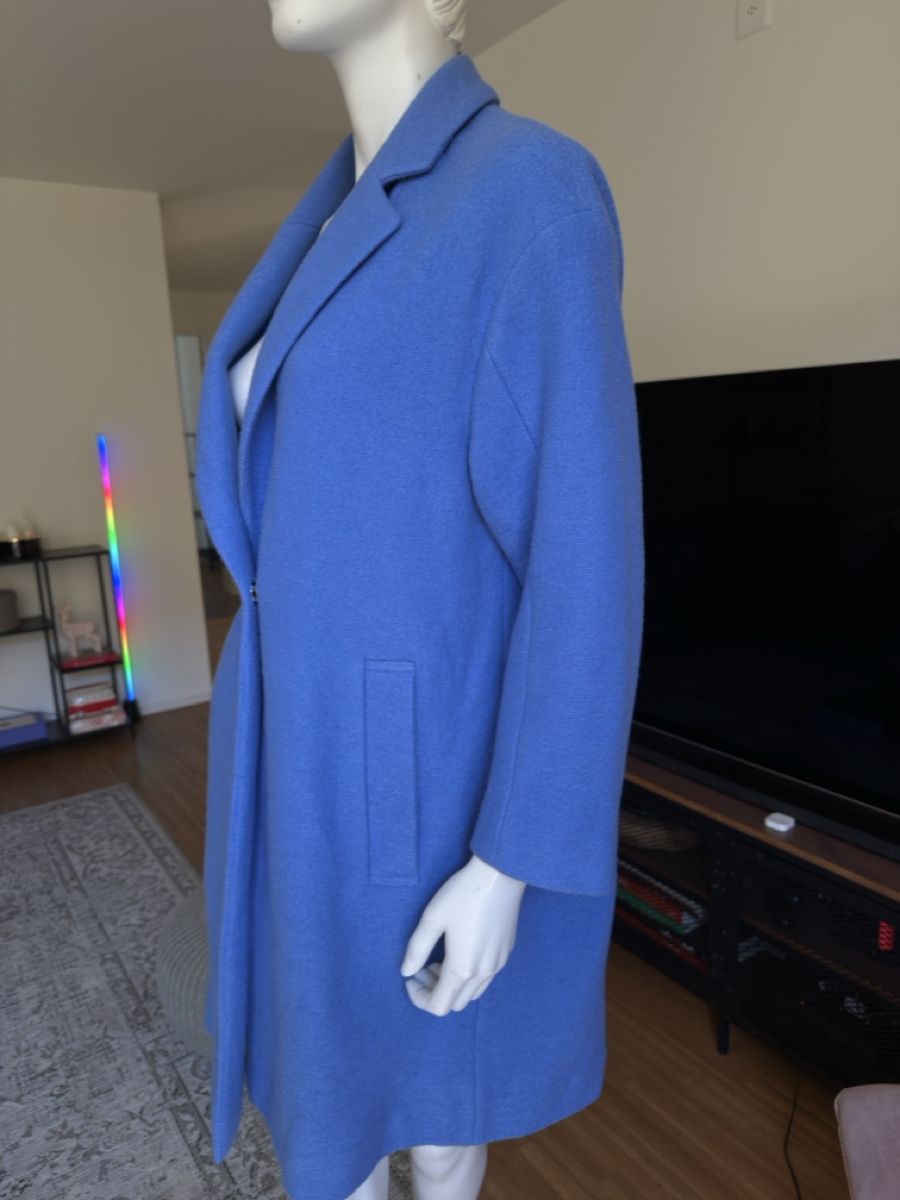 Globus Mäntel: Globus Essentials Wollmantel (Oversize) – Gebraucht aus Adliswil von RicPro 2