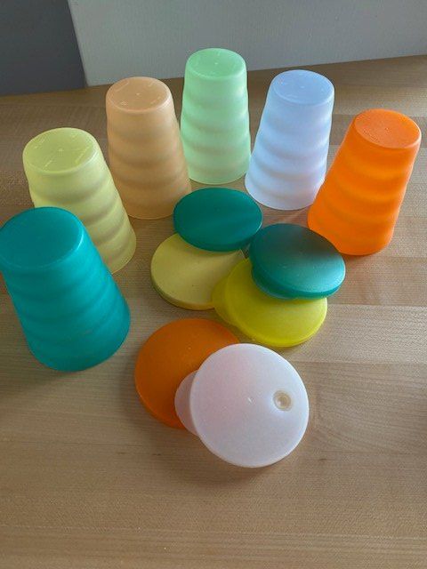 Contenitori & Simili: Tupperware Becher mit Deckel – Usato da Edlibach venduto da Arnoldotto 1