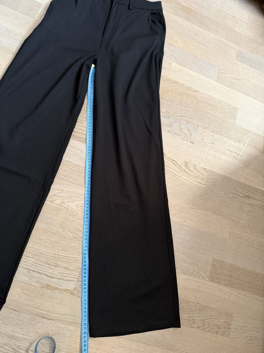 Pantalons: Stoffhose even&odd schwarz Gr. 36 – D'occasion à Rubigen par Elmacino 2