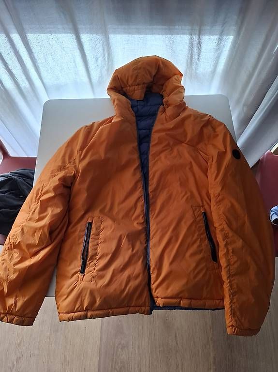 Giacche: Doudoune réversible Celio bleu marine / orange – Usato da Chavannes-Renens venduto da hedi_bip 1