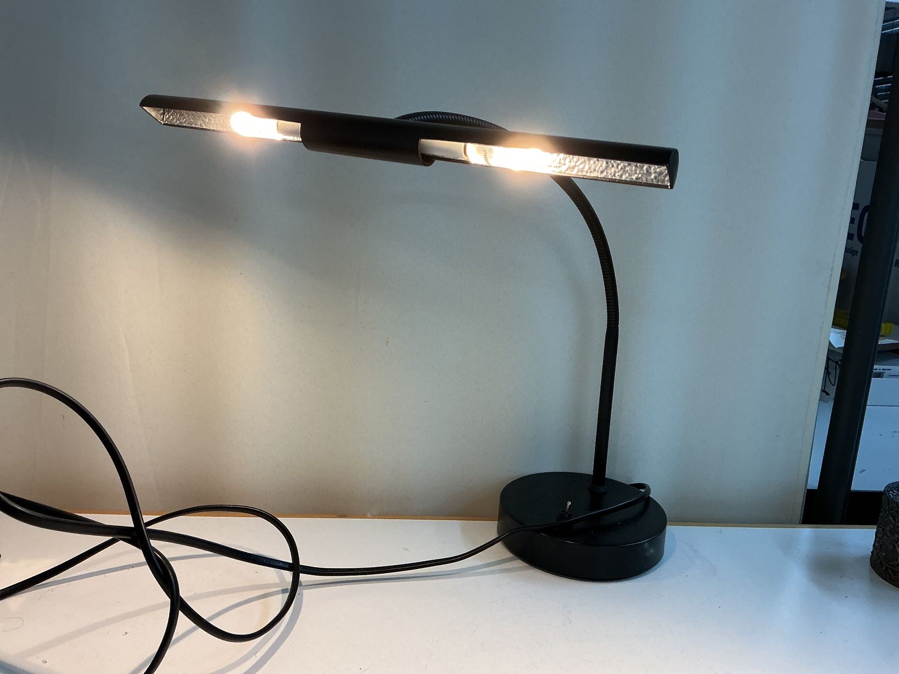 Lampen: Tischlampe von HUI BO LONG – Gebraucht aus Bern von vielerart 1