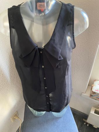 elegantes ONLY TOP schwarz Grösse 36