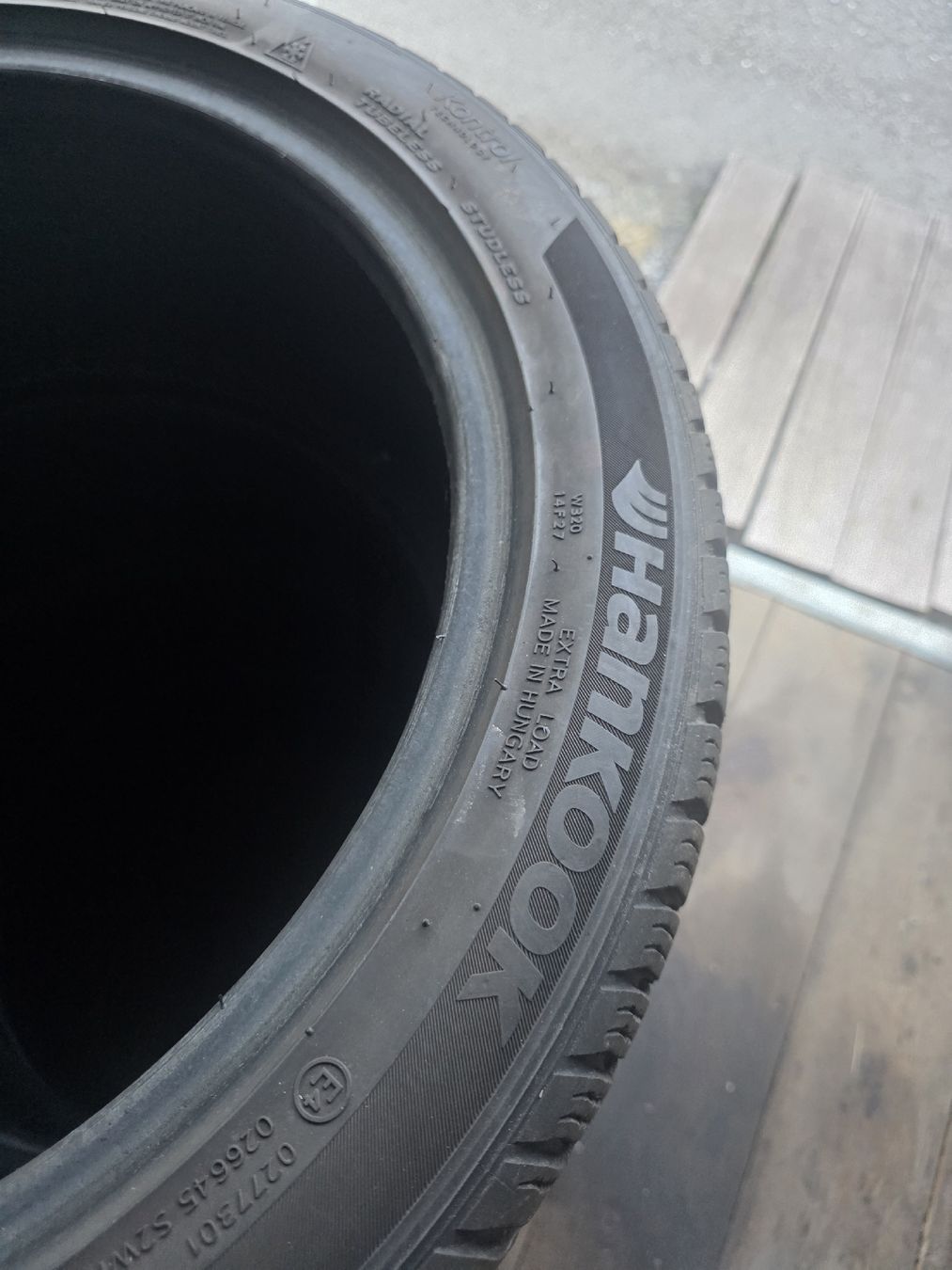 Pneumatici & Ruote complete: Hankook 215/45R17 Winterreifen – Usato da Egolzwil venduto da jan_p9xs 1