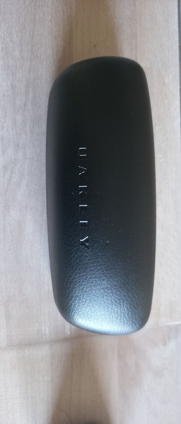 Oakley Occhiali & Lenti: Originale Oakley Sonnenbrille mit Etui – Usato da Illighausen venduto da Sam_Schmidt 2