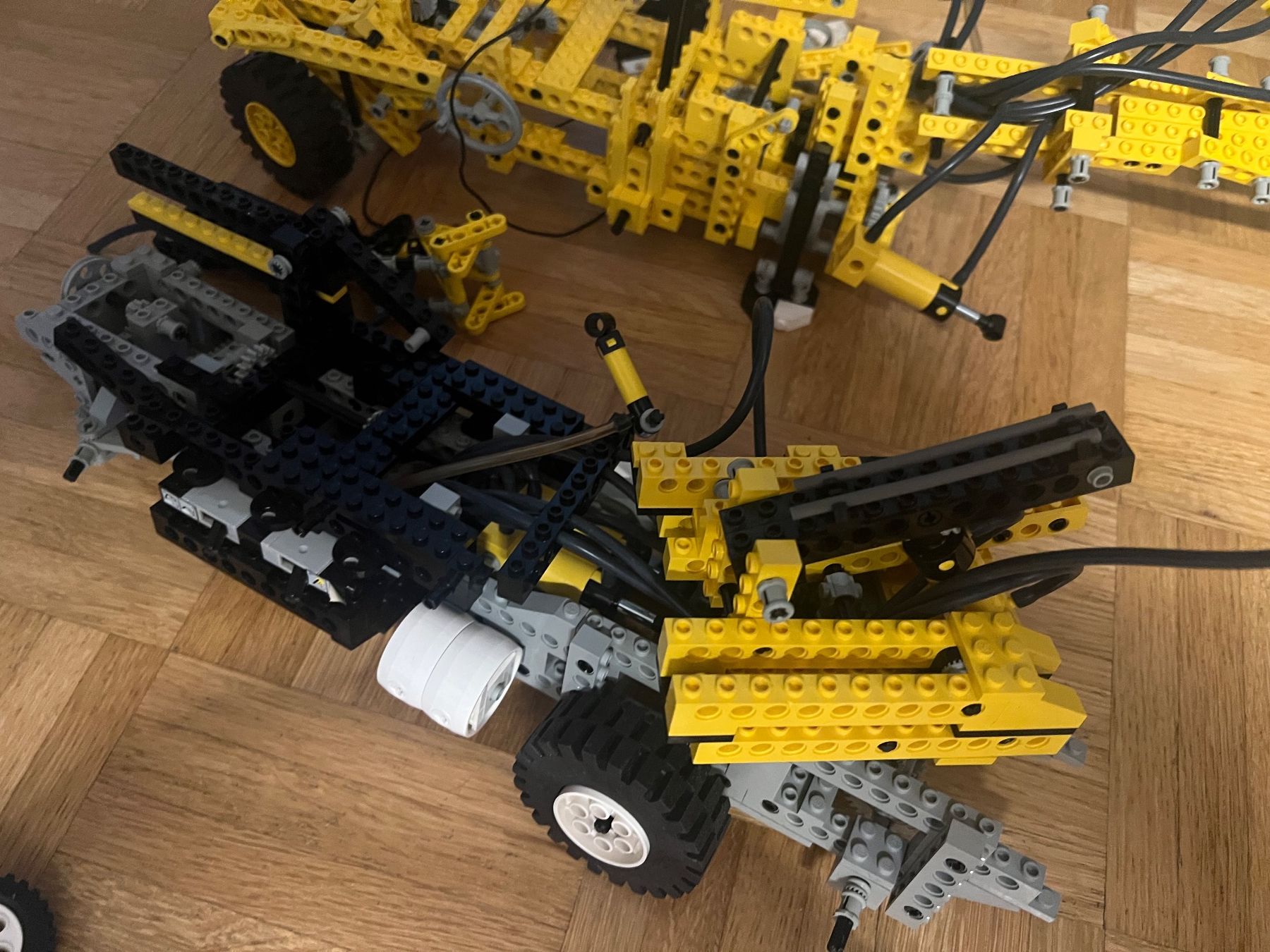 Lego Jouets: Lego Technic – D'occasion à Steffisburg par Mamschi 2
