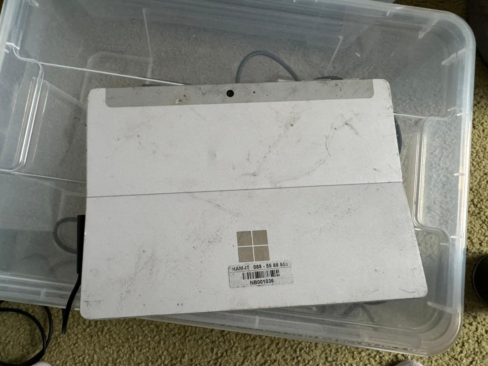 Microsoft Notebook: Surface Go 64GB - 1824 - Ab 20CHF – Usato da Olten venduto da HoYa01