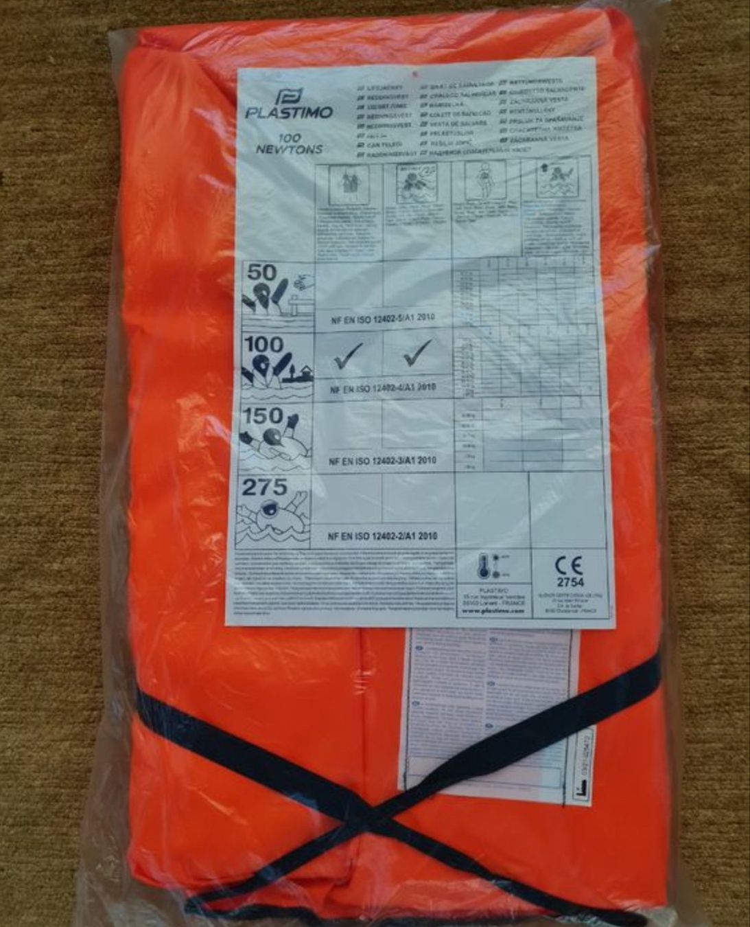 Giubbotti di salvataggio: Schwimmweste zu verkaufen – Nuovo e nell'imballaggio originale da Vuadens venduto da seb_gk8y 2