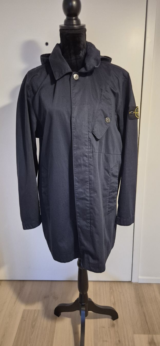 Cappotti: Stone Island Parka/Mantel Grösse M – Usato da Tägerwilen venduto da mar_cf9w 1