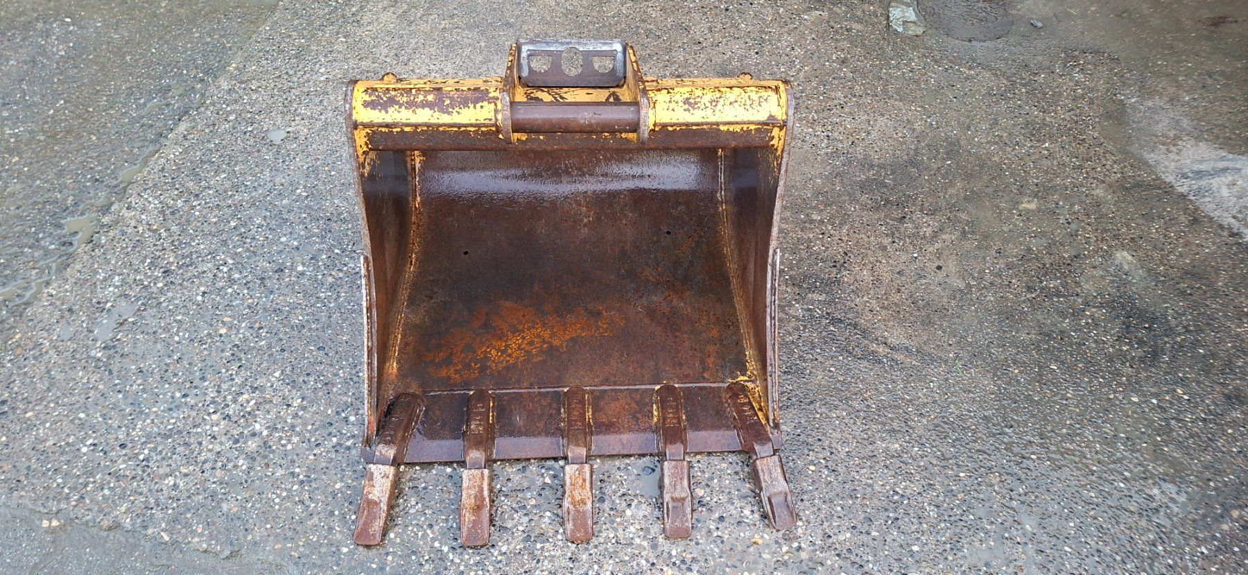 Zubehör Traktoren & landw. Fahrzeuge: Tieflöffel 80cm, MS03 – Gebraucht aus Häfelfingen von simmuel
