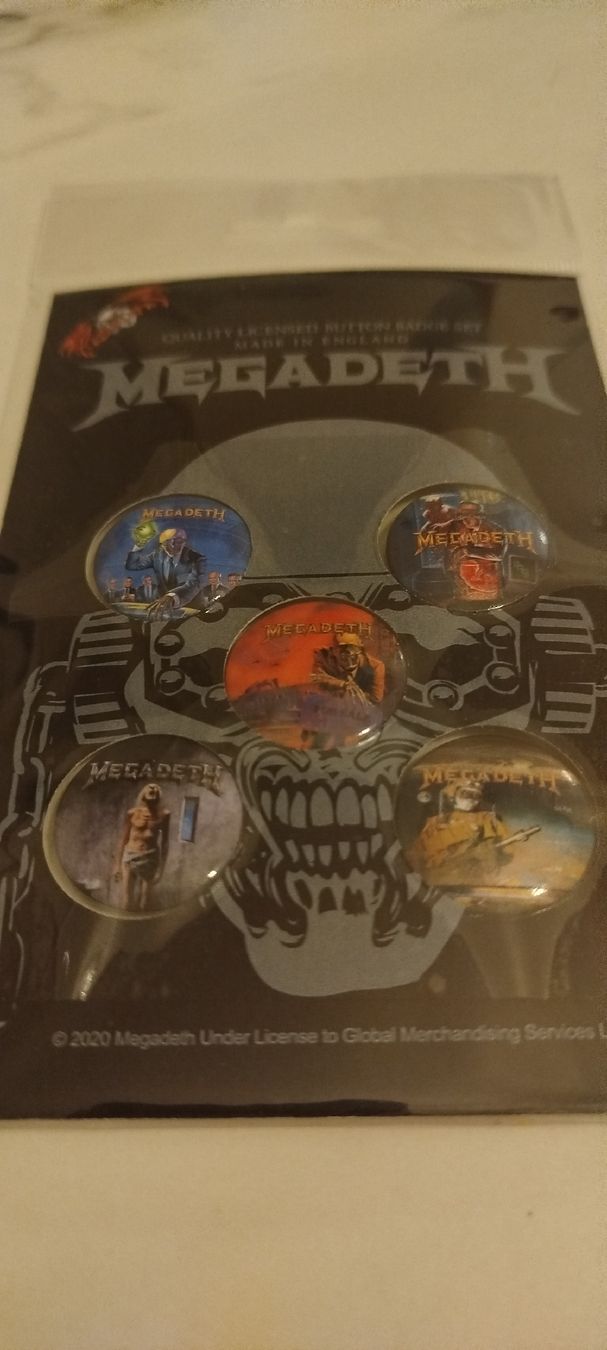 Plaketten & Abzeichen: 5 badges Megadeth - Hard rock, neuf – Neu und originalverpackt aus Genève von Octo-puces