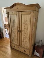 Sehr schöner alter Dielenschrank um 1900