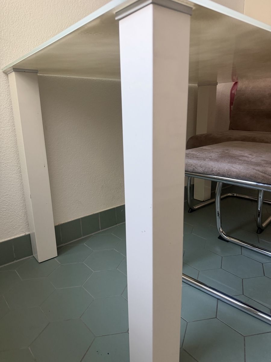 Tische: Tisch – Gebraucht aus Auw von rosee_ 2