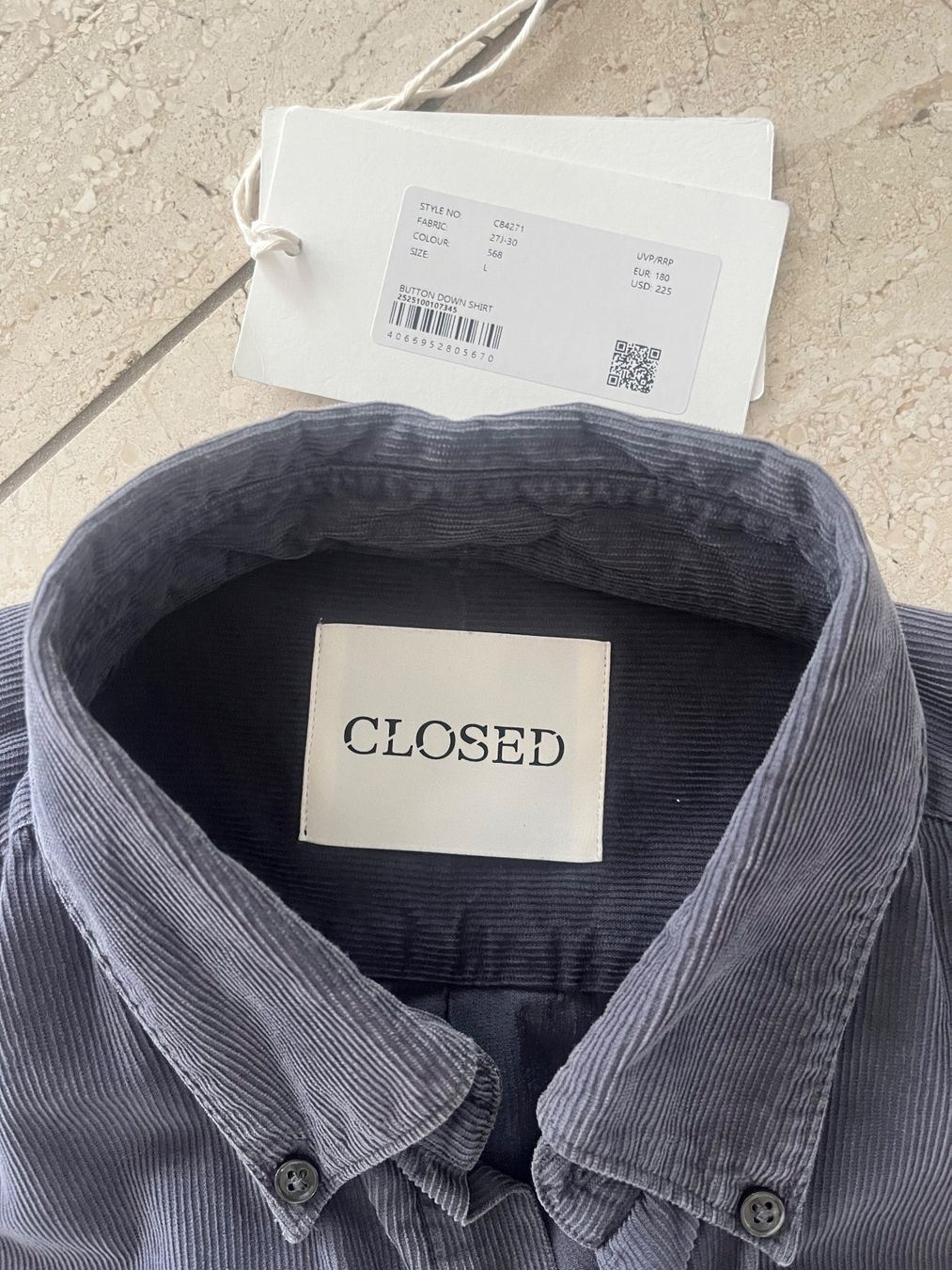 Closed Chemises: Closed Corduroy Button Down Shirt -  L – D'occasion à Wangen b. Olten par ricochet56 2