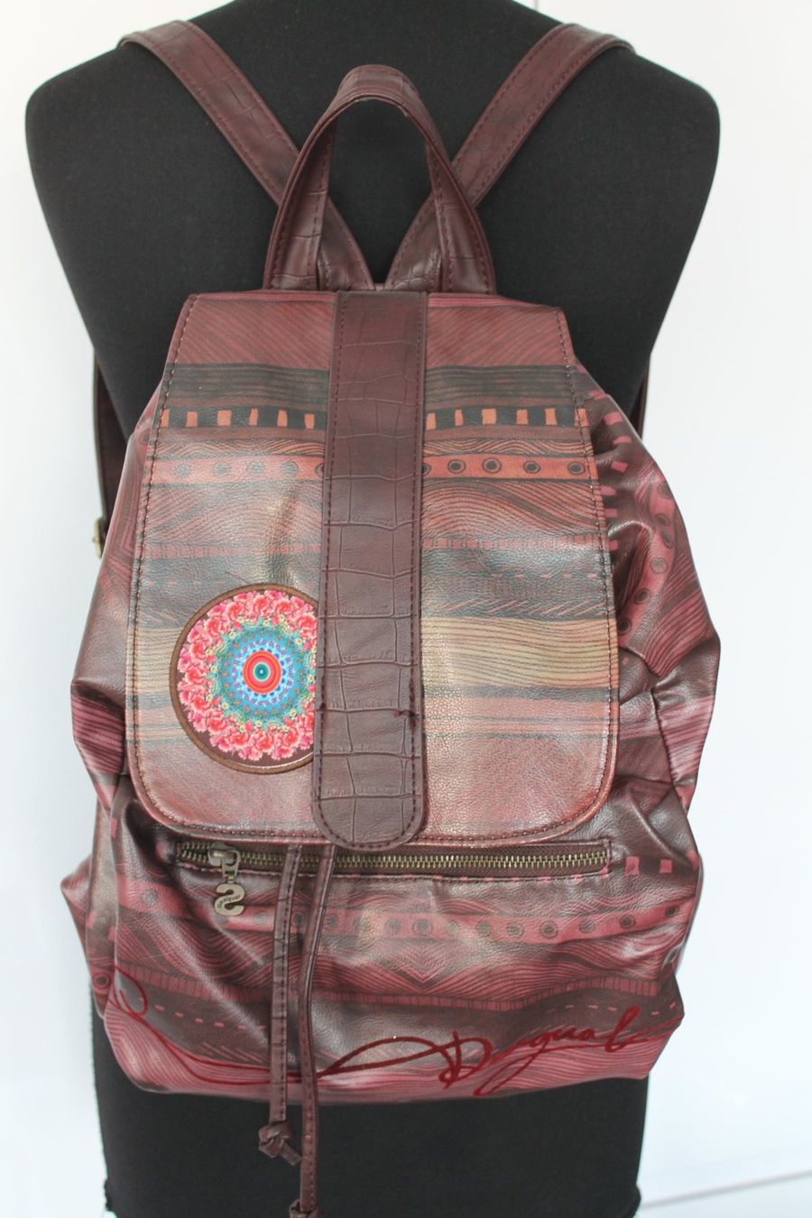 Desigual Zaini: Sac à dos DESIGUAL neuf – Nuovo (secondo la descrizione) da Chez-le-Bart venduto da jasse