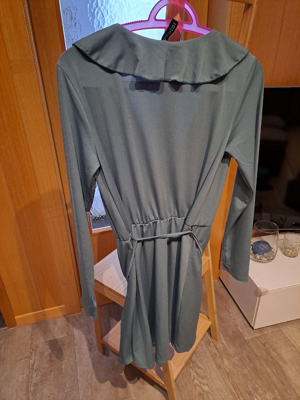 H&M Vestiti: Kleid H&M Grösse 42 Langarm mit Rüschen  – Usato da Rickenbach LU venduto da bishiida 2