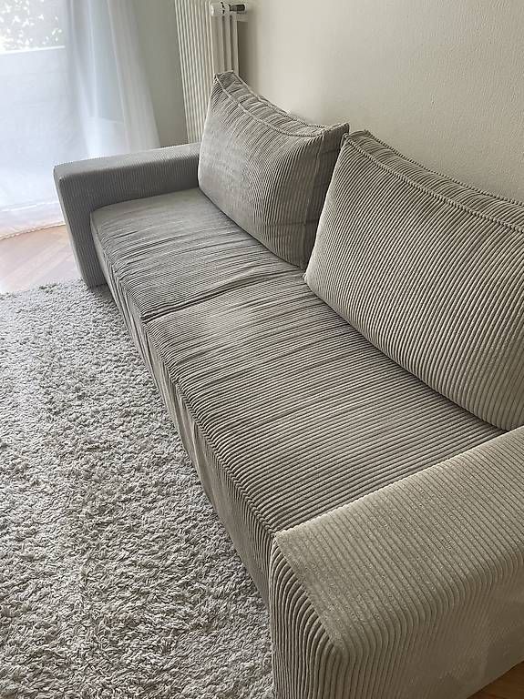 Divani: Canapé ouvrable velours côtelé gris  – Usato da Lausanne venduto da lau_zcz7 2