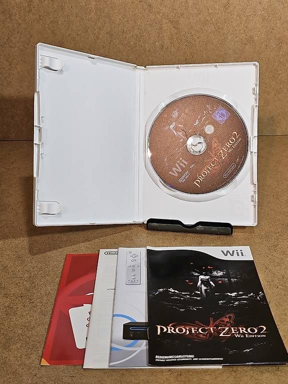 Nintendo Giochi: Project Zero 2 Wii Edition komplett mit Anleitung – Usato da Luzern venduto da MWi_9xw5 1