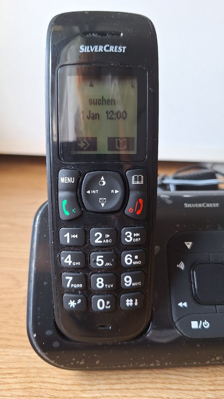 Telefoni: SilverCrest Schnurlostelefon – Usato da Lützelflüh-Goldb venduto da bli_f2v9 1