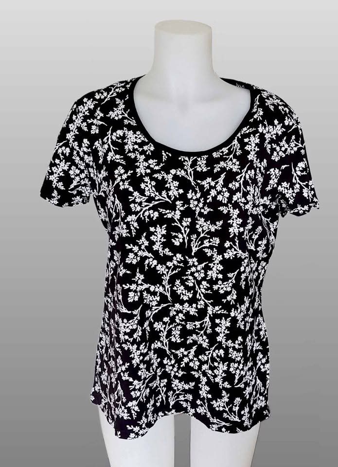 C&A T-Shirts: Neu T-Shirt Gr. L – Neu und originalverpackt aus Aarburg von Hystoria