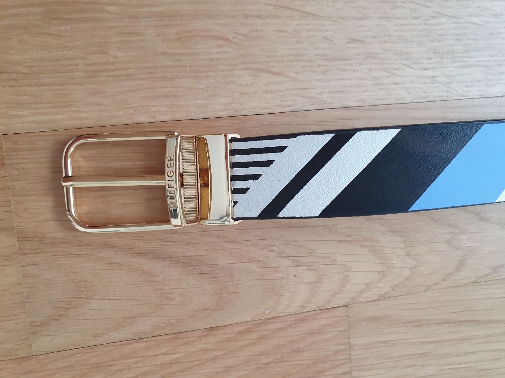 Tommy Hilfiger Gürtel: Gürtel von Tommy Hilfiger – Neu (gemäss Beschreibung) aus Wettingen von __Dom__ 2