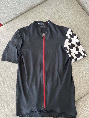 Maillot cycliste Assos taille L noir/blanc