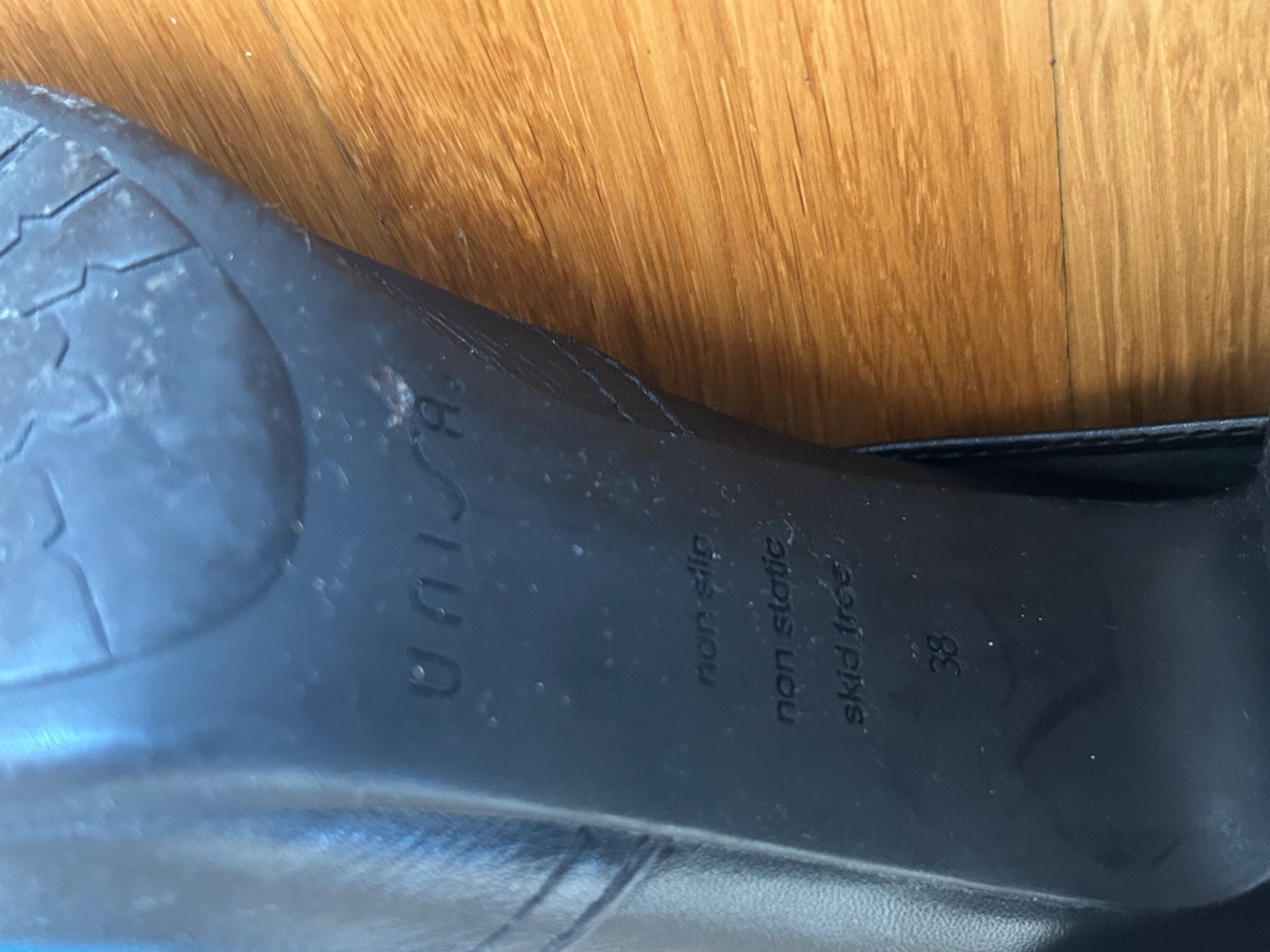 Unisa Damenschuhe: Stiefeletten Unisa 38 – Gebraucht aus Rorschach von LuciaTramp 5