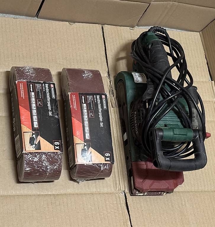 Parkside Schleifen & Polieren: Bandschleifer PBSD 900 A1 Parkside + 2 Sandpapiere – Gebraucht aus Sachseln von AbrahamOW 1