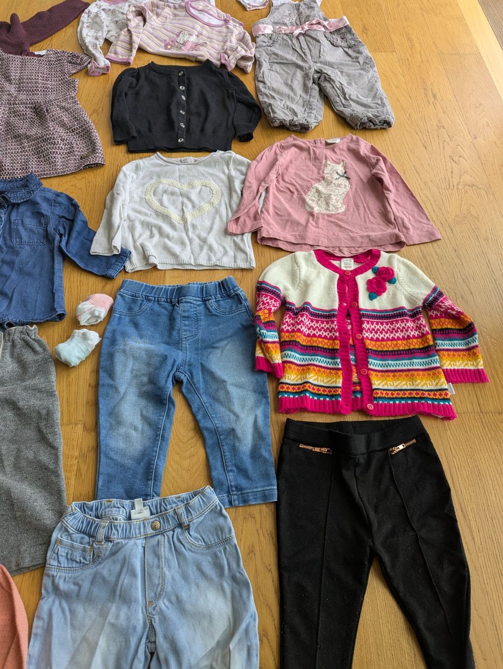 Ensembles coordonnés: Kleiderpaket Grösse 80 - 86 – D'occasion à Wallisellen par Taurusit 2