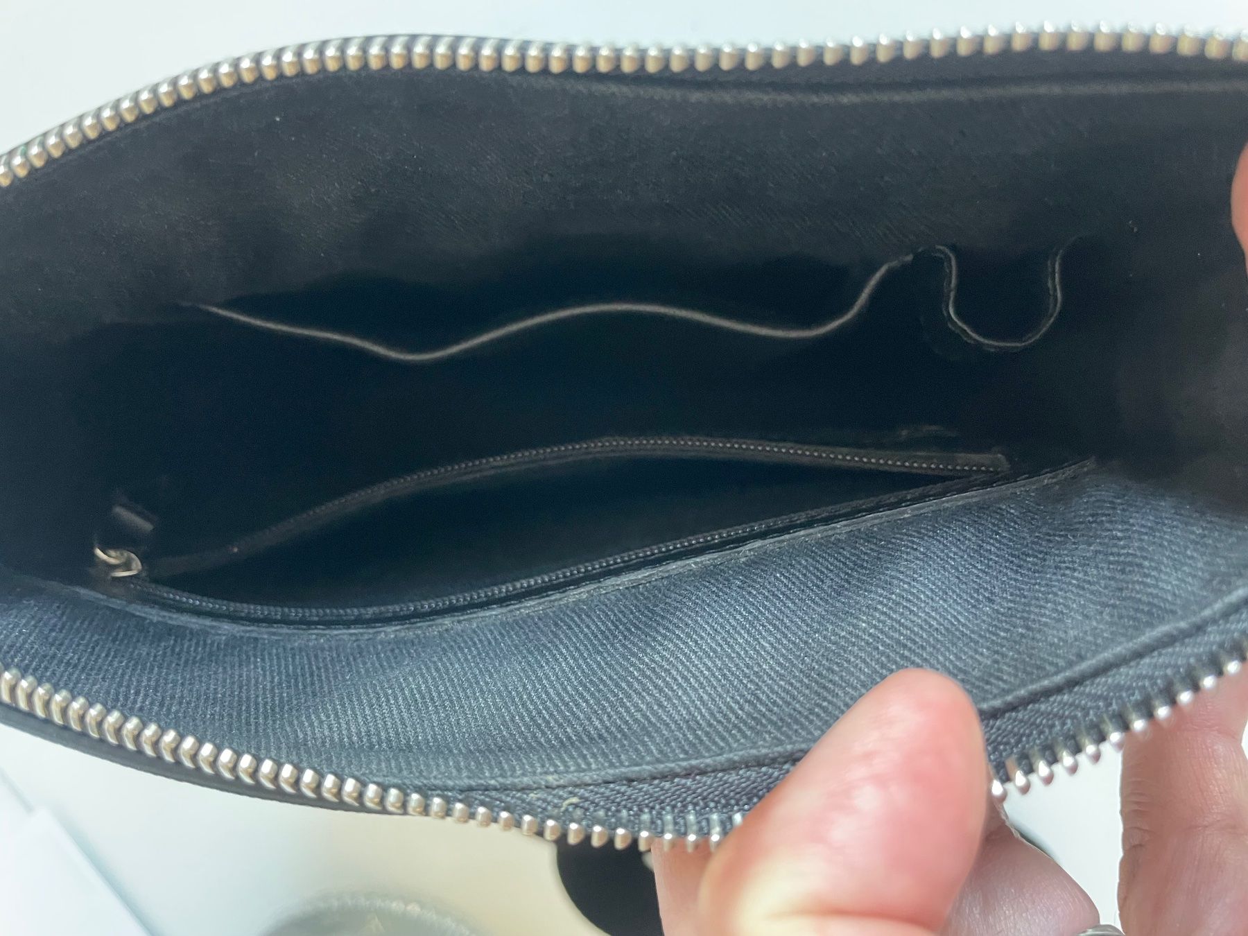 Montblanc Taschen: Montblanc Umhängetasche Schwarz – Gebraucht aus Lätti von Worldtraveler 6