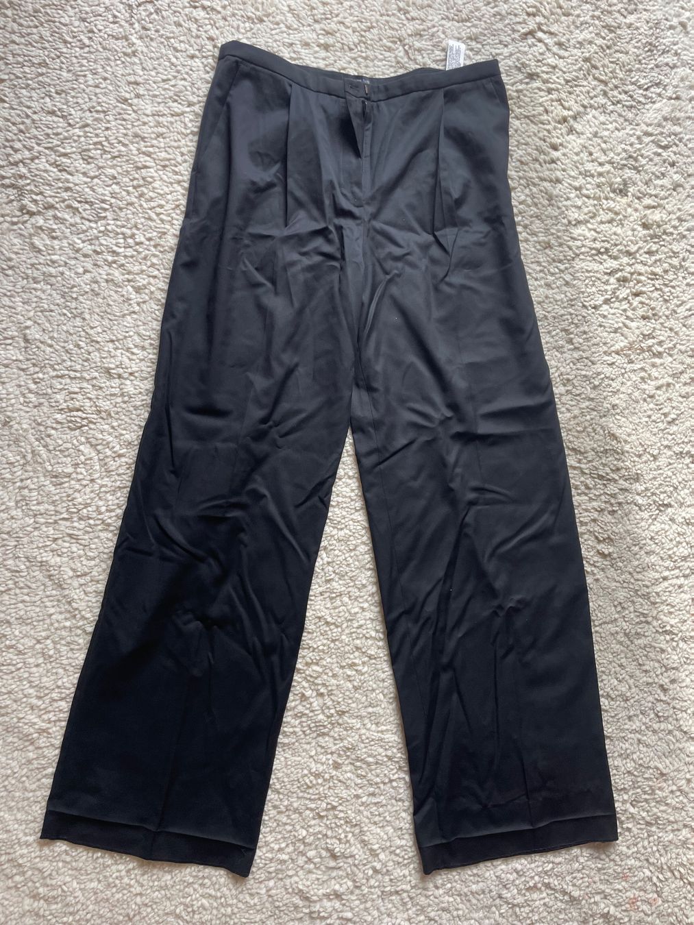 Massimo Dutti Pantaloni: Hose Wolle Massimo Dutti Gr. 42 schwarz – Nuovo (secondo la descrizione) da Zürich venduto da lis_7chm