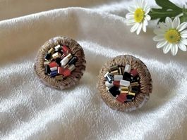 Ohrstecker Handmade Stickerei – Glasperlen Schmuck | Unikat