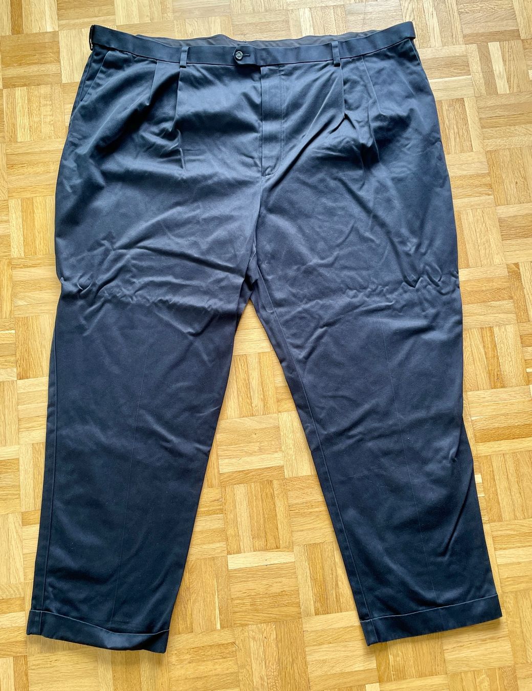 Pantaloni: Stoffhose/ Anzughose schwarz, Grösse 52x32 – Usato da Gümligen venduto da soleil149