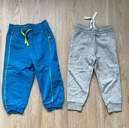 Jogginghosen Gr. 92