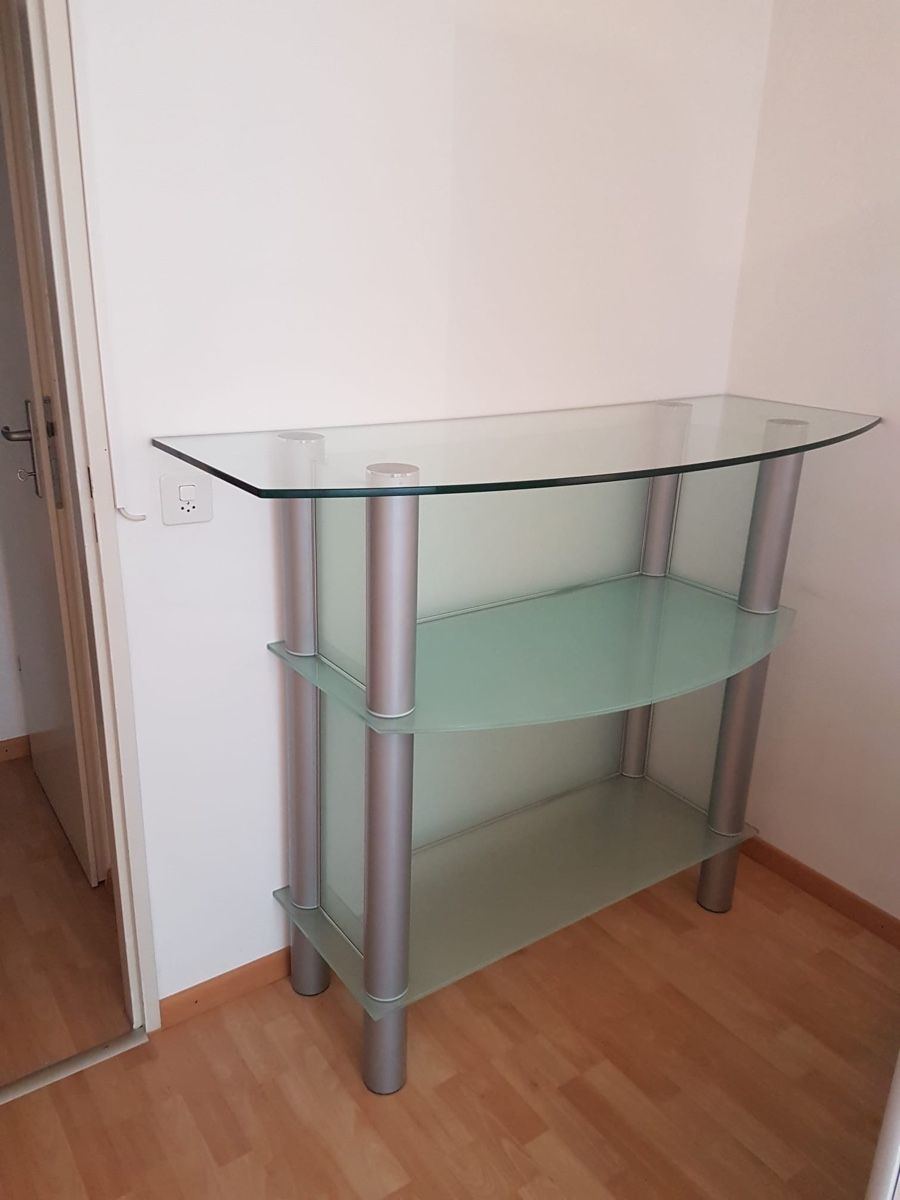 Allestimento di negozi e stand fieristici: Bar oder Empfangstisch Moena – Usato da Ostermundigen venduto da Mcone 4