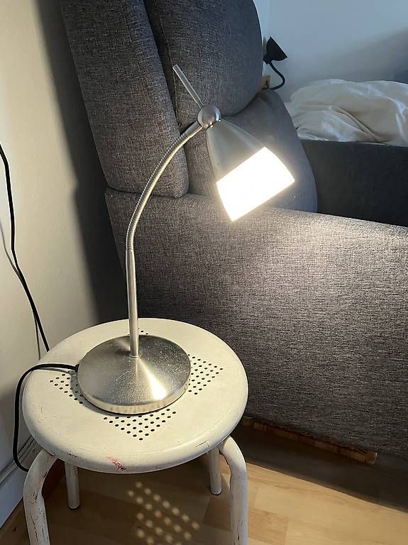 Lampade: Nachttischlampe mit drei Stufen – Usato da Bern venduto da gug_w8fc 2
