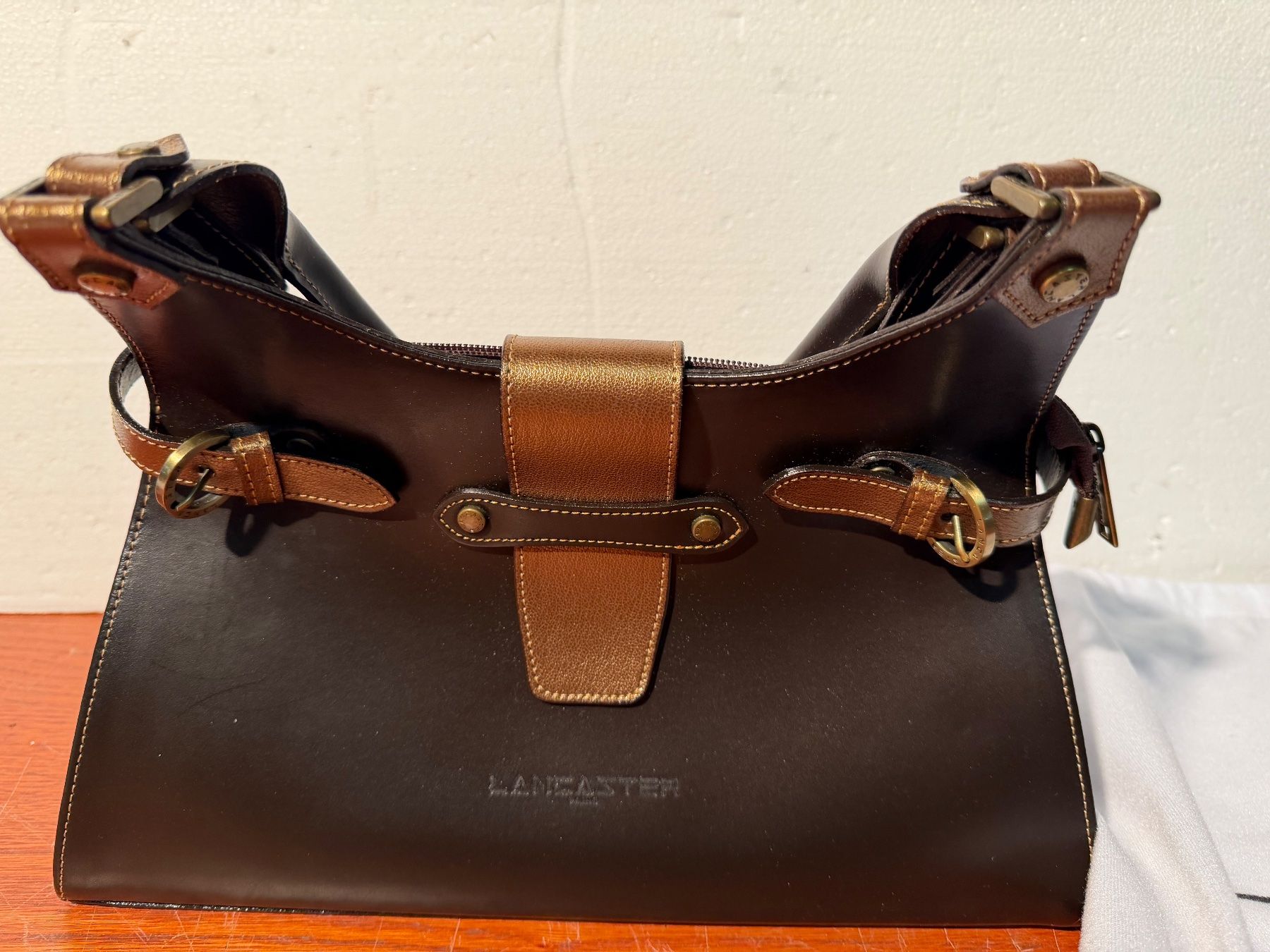 Sonstige Kleidung & Accessoires: Sac dammen Lancaster – Gebraucht aus Lausanne von vas_cdb2